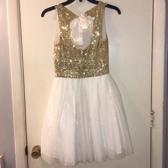 Homecoming dress - Picture 3 of 8
